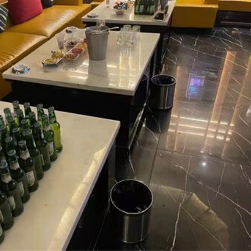 成都奢华夜总会诚聘包厢服务员,提供住宿及机票报销