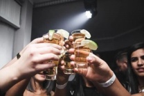 北京夜场招聘-模特、礼仪接待、商务KTV兼职机会，高薪日结，诚信招聘，夜总会工作等你来！